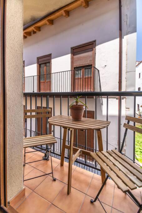 Piso De Diseno En El Casco Antiguo Apartman Castro Urdiales Kültér fotó